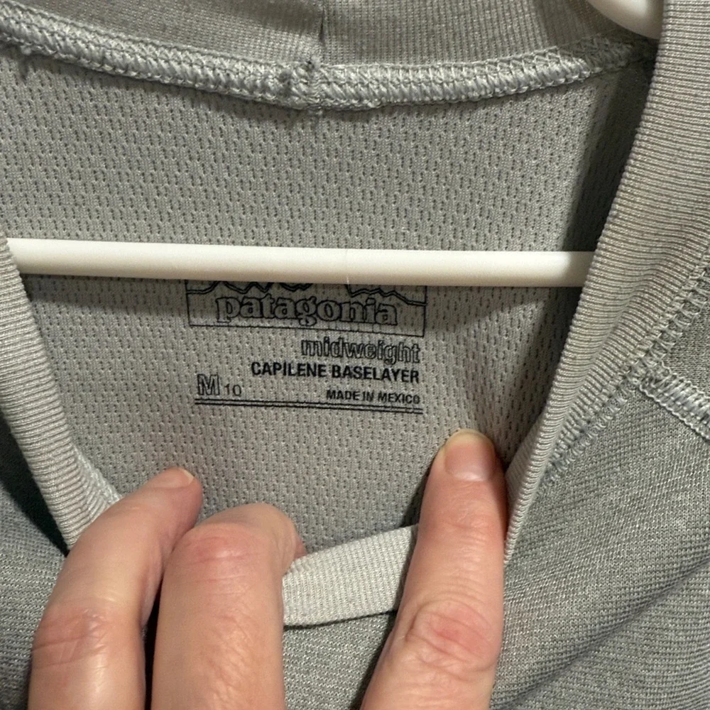 Patagonia Bundle Fleece Pullover and Capilene Baselayer Size 10